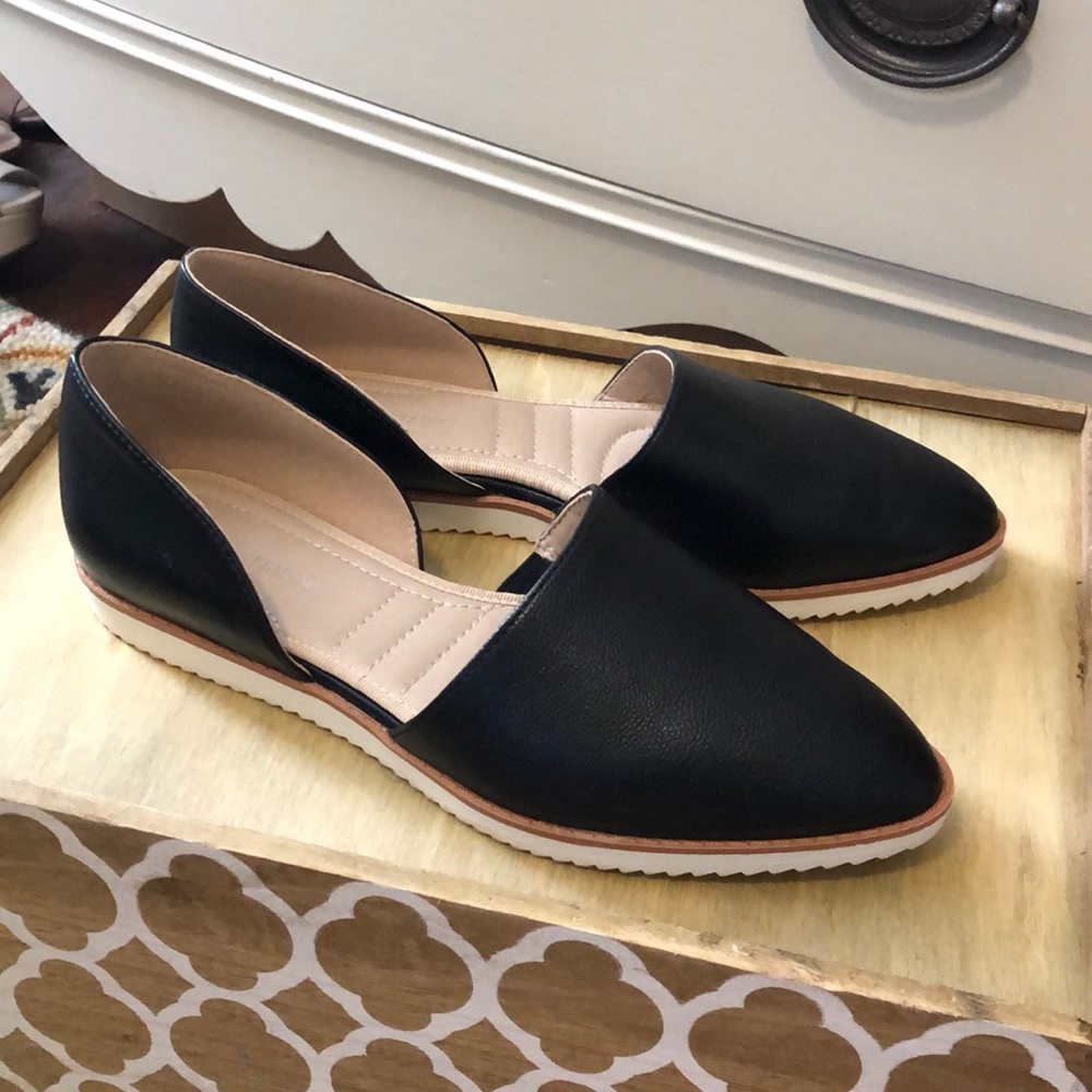 Adrienne Vittadini flats